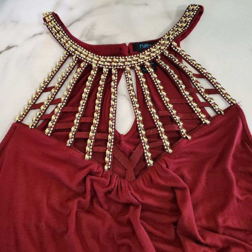 Rue 21+ Maroon Sleeveless Top size 3X with Gold & Rhinestone Jewels